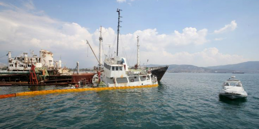 Επιχείρηση απεγκλωβισμού πληρώματος πλοίου ανοικτά της Μυκόνου - Είχε προορισμό τα κατεχόμενα 